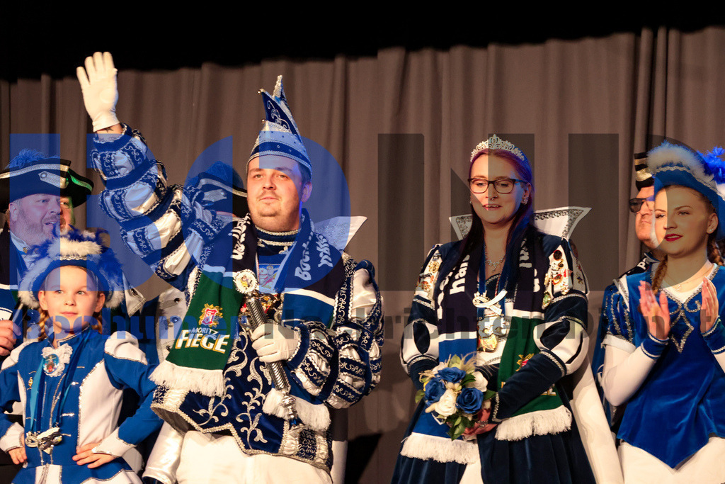 SES_GROKABO20250202-57 | bond - Realisiert mit Pictrs.com