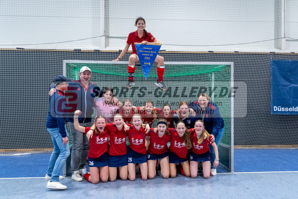HK_20250223_103372 | Deutsche Meisterschaft wU14 Finale und Ehrungen am 23.2.2025 Düsseldorfer HC, Düsseldorf