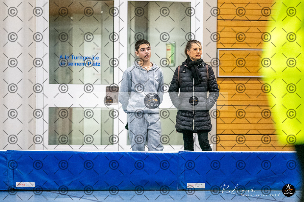20251129_FCR-Hallenturnier-C_RAW-1_027-41 | Sport und Naturfotografie von Roberto Esposito zeigt echte Momente Bewegung und die Schönheit der Natur. Ausdrucksstarke Bilder schaffen Emotionen.
