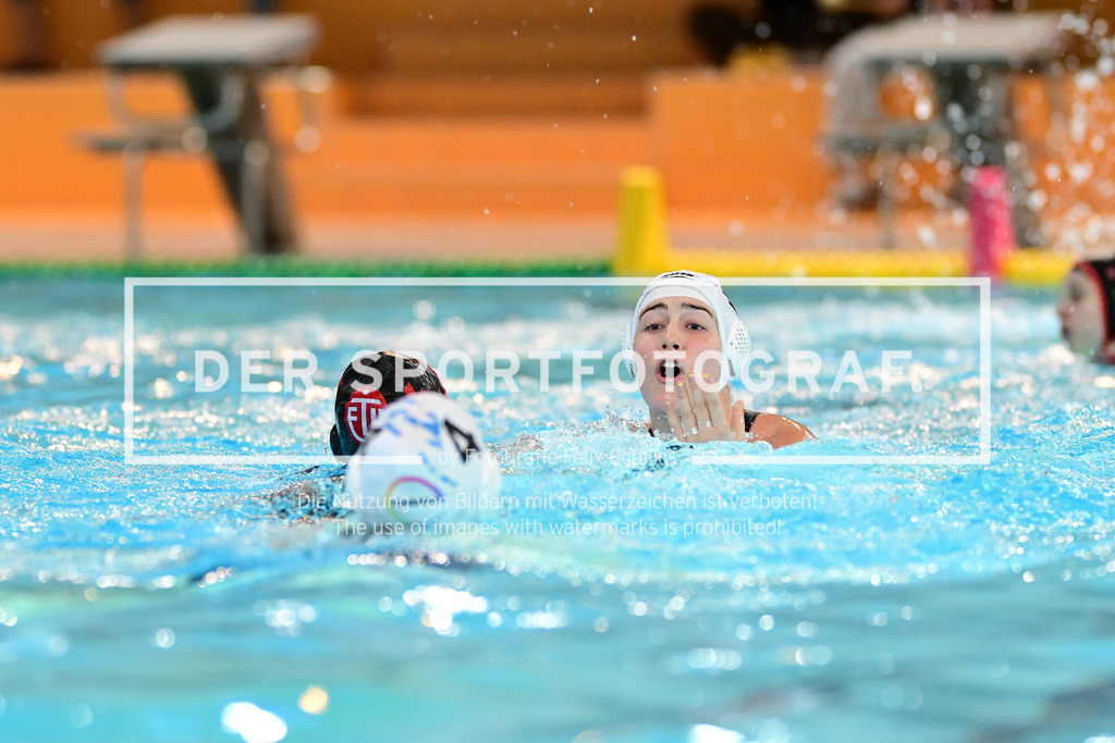 Wasserball I Frauen I Saison 2025-2026 I Bundesliga I 3. Spieltag I Eimsbütteler TV - SV Bayer Uerdingen 08 I 07224 | Der Sportfotograf. - Realisiert mit Pictrs.com