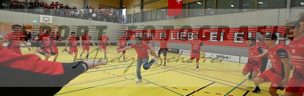 aaaaaDSC_7054 | Kaufen Sie Sportbilder im Onlineshop von Andy Scherrer Sportfotografie. Faszinierende Bilder von Sportevents aus der ganzen Schweiz. Fussball, Frauenfussball, Unihockey, Handball, Schwingen und weiteren Sportarten. - Realisiert mit Pictrs.com