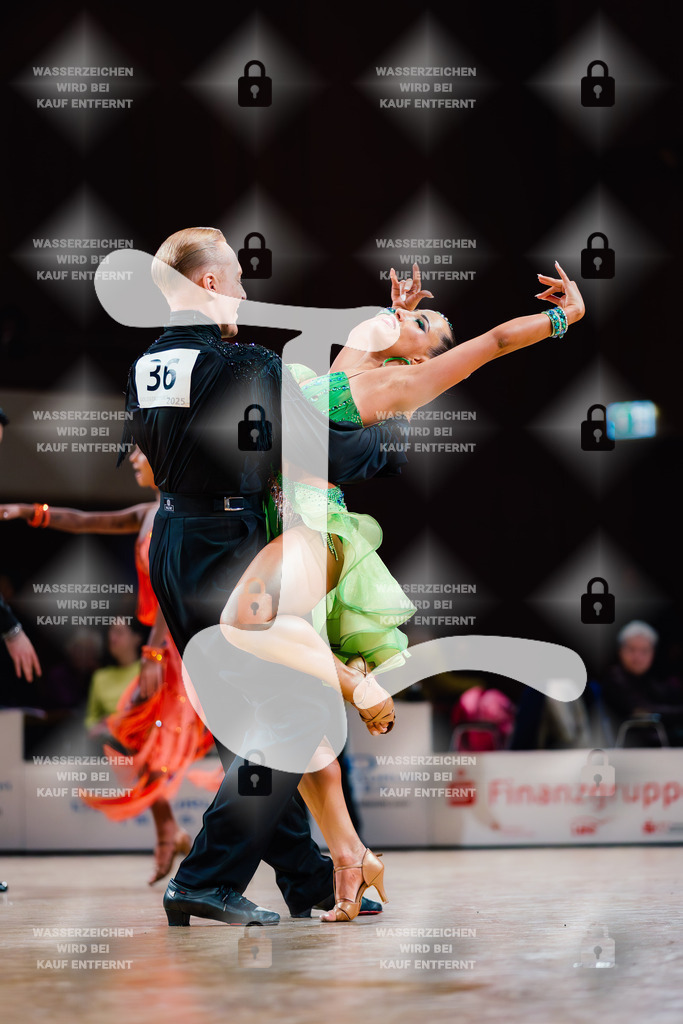 Goldstadtpokal 2025 - WDSF World Open Latin 29th (36) Kevin Baumann _ Alisa Klemm (Schwarz Weiß Club Pforzheim)-2025-01-25-6023 | Webshop for digital downloads and prints of dance sport, event & show photographer Julian Link - Realisiert mit Pictrs.com