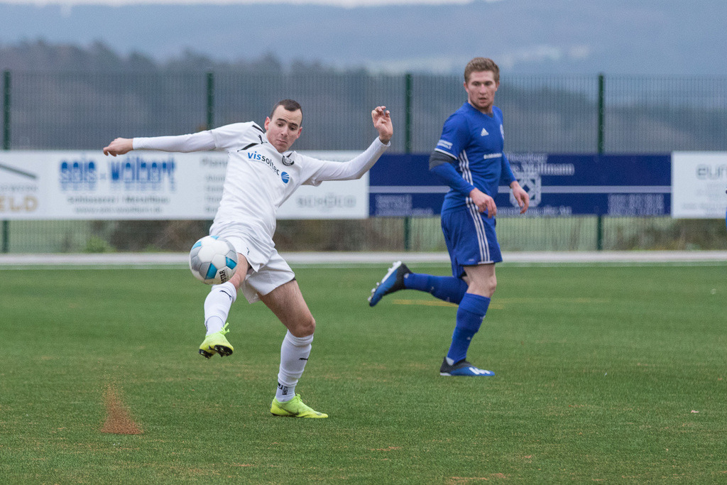 SG Morshausen - SV Oberwesel | Sportfotografie Hermann-Josef Stoffel - Realisiert mit Pictrs.com