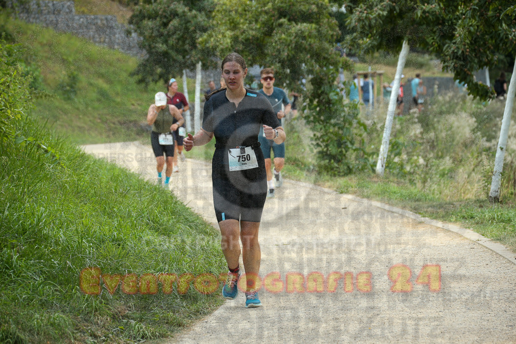 250824_1502_EX1_8359 | Sportfotografie im Rhein-Sieg Kreis, Köln, Bonn, NRW, Rheinland Pfalz, Hessen, etc. Unser Tätigkeitsfeld umfasst den Laufsport vom Volkslauf über den Marathon, Duathlon, Triathon bis zum Ultralauf wie Kölnpfad Ultra oder Schindertrail.