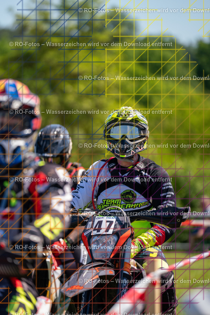 Wolfshausen 2 Lauf -77 | Sportfotografie von RO-Fotos: Motorsport, Motocross, Enduro, Laufveranstaltungen und Triathlon. Professionelle Fotos von Sportlern und Events. - Realisiert mit Pictrs.com