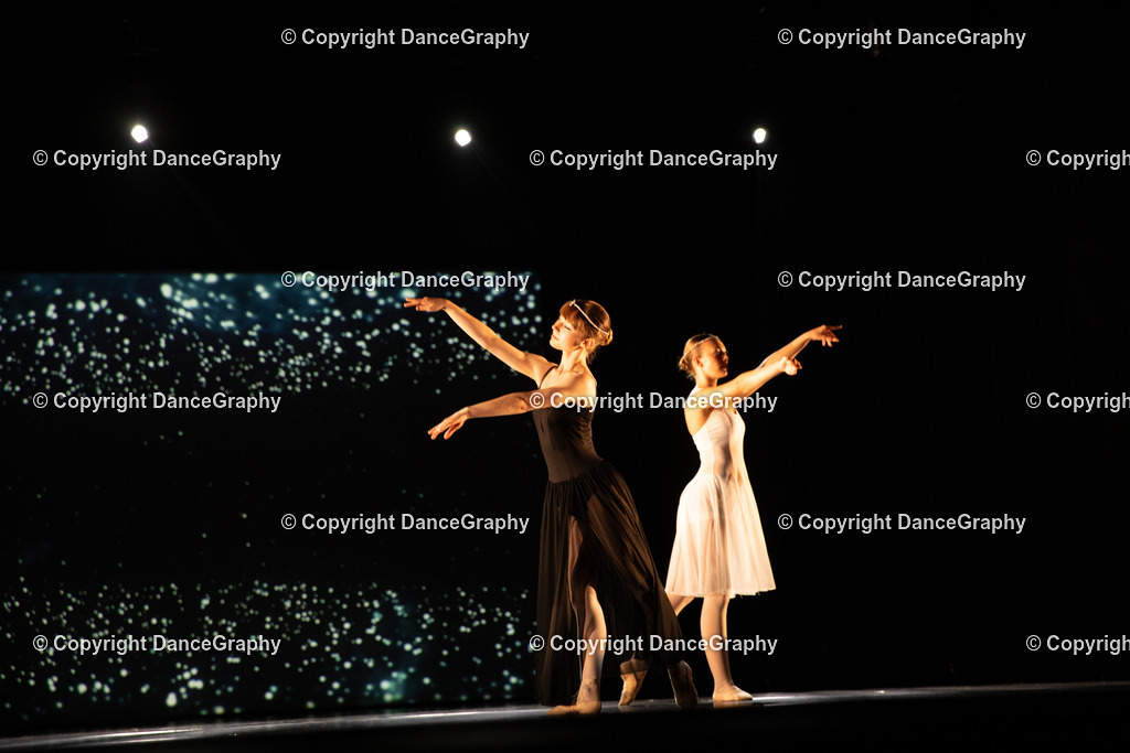 GPHY4148 | DanceGraphy - Realisiert mit Pictrs.com