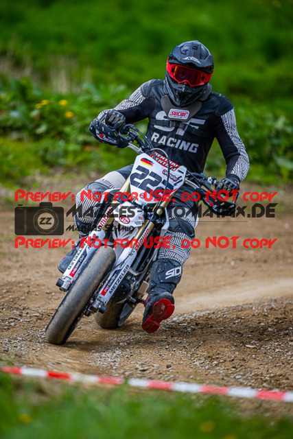 MaZZes_FotoMatrix_230506_2172 | S4