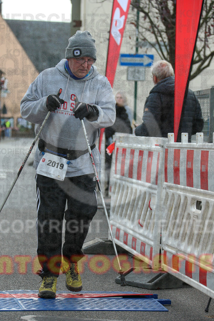 221127_1147_EX1_1789 | Sportfotografie im Rhein-Sieg Kreis, Köln, Bonn, NRW, Rheinland Pfalz, Hessen, etc. Unser Tätigkeitsfeld umfasst den Laufsport vom Volkslauf über den Marathon, Duathlon, Triathon bis zum Ultralauf wie Kölnpfad Ultra oder Schindertrail.