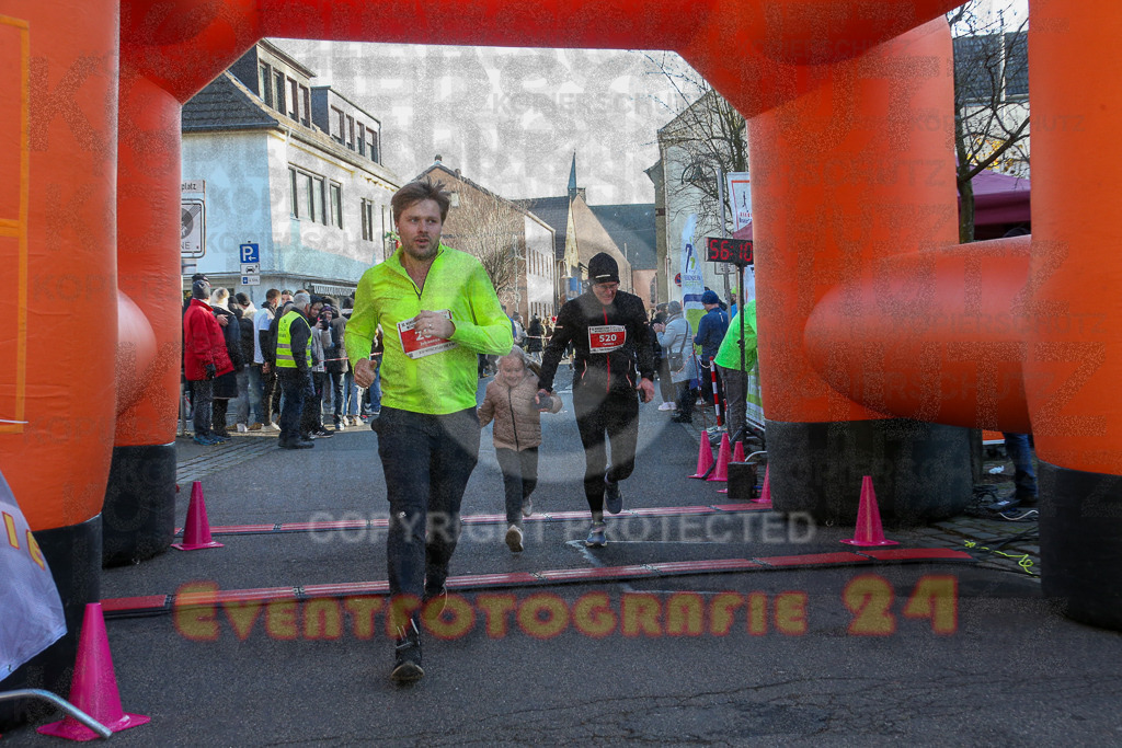 241201_1232_EX1_2575 | Sportfotografie im Rhein-Sieg Kreis, Köln, Bonn, NRW, Rheinland Pfalz, Hessen, etc. Unser Tätigkeitsfeld umfasst den Laufsport vom Volkslauf über den Marathon, Duathlon, Triathon bis zum Ultralauf wie Kölnpfad Ultra oder Schindertrail.