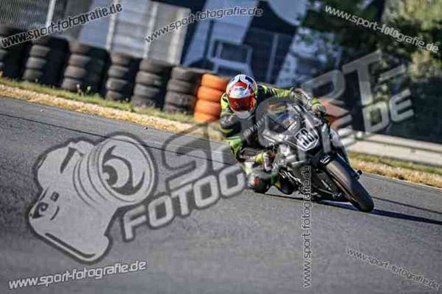 pubi2938 | Professionelle Fotos von Sportveranstaltungen, aber auch Hochzeiten und anderen Events. - Realisiert mit Pictrs.com