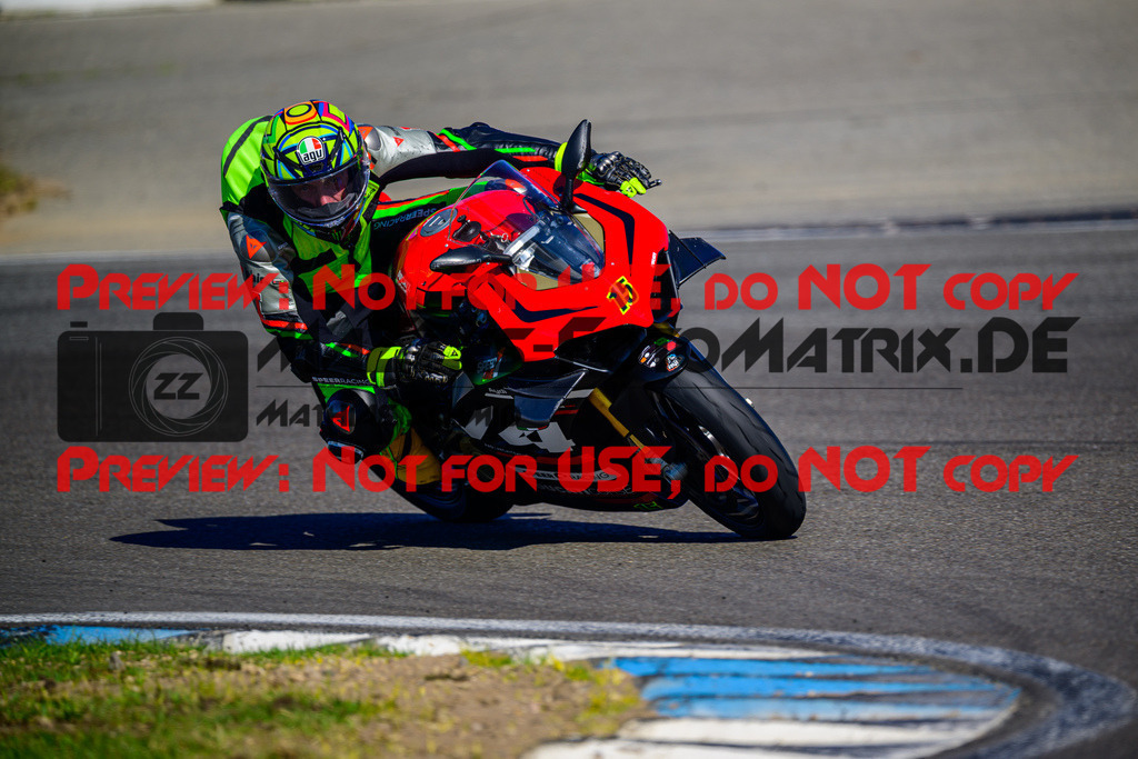 MaZZes_Fotomatrix_20250407_6007705_1879 | INST