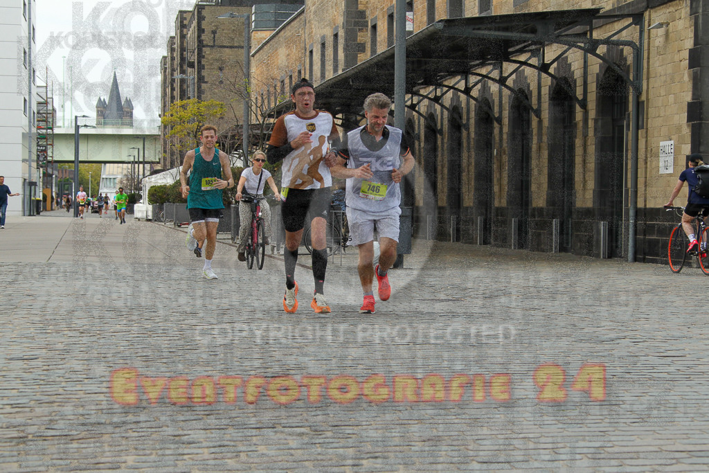 250920_1516_EV4_8325 | Sportfotografie im Rhein-Sieg Kreis, Köln, Bonn, NRW, Rheinland Pfalz, Hessen, etc. Unser Tätigkeitsfeld umfasst den Laufsport vom Volkslauf über den Marathon, Duathlon, Triathon bis zum Ultralauf wie Kölnpfad Ultra oder Schindertrail.