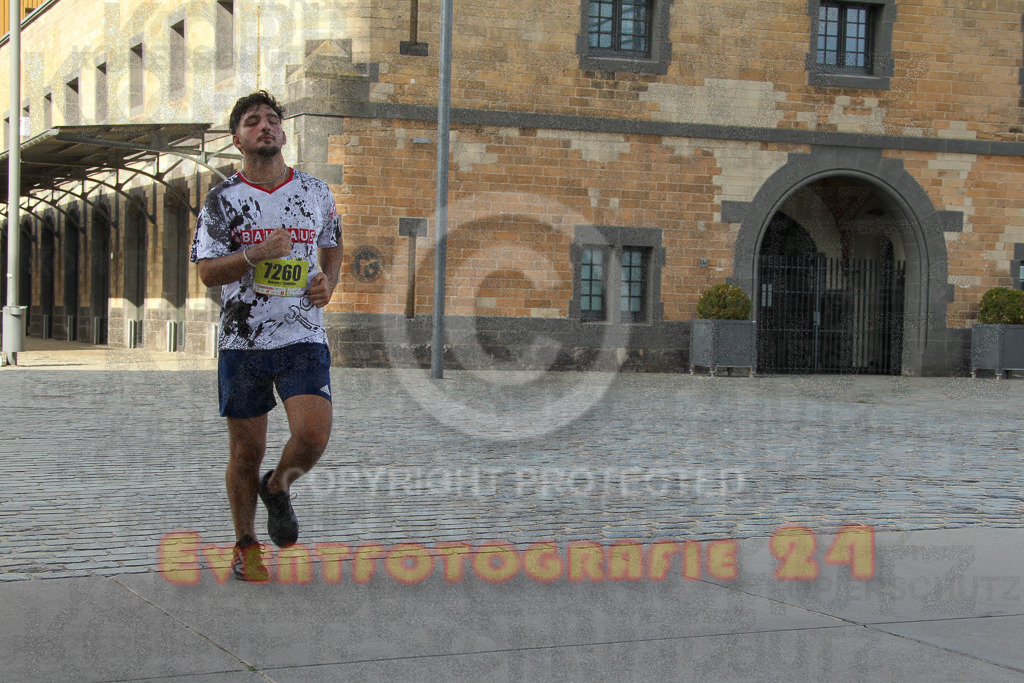 250920_1544_EV4_9511 | Sportfotografie im Rhein-Sieg Kreis, Köln, Bonn, NRW, Rheinland Pfalz, Hessen, etc. Unser Tätigkeitsfeld umfasst den Laufsport vom Volkslauf über den Marathon, Duathlon, Triathon bis zum Ultralauf wie Kölnpfad Ultra oder Schindertrail.