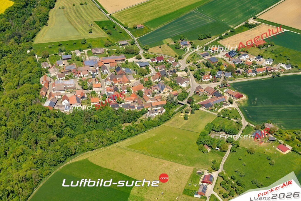 Luftbild Vs Google Maps  Orlach  Braunsbach -Das Luftbild wurde 2025 vom UL-Flugzeug heraus erstellt ( keine Drohne ) - Hochauflösende Luftaufnahme -Nicht vergleichbar mit Google Maps oder Satelittenbilder- Die Geschenkidee !Mit Lizenz und Bildrechte bestellbar