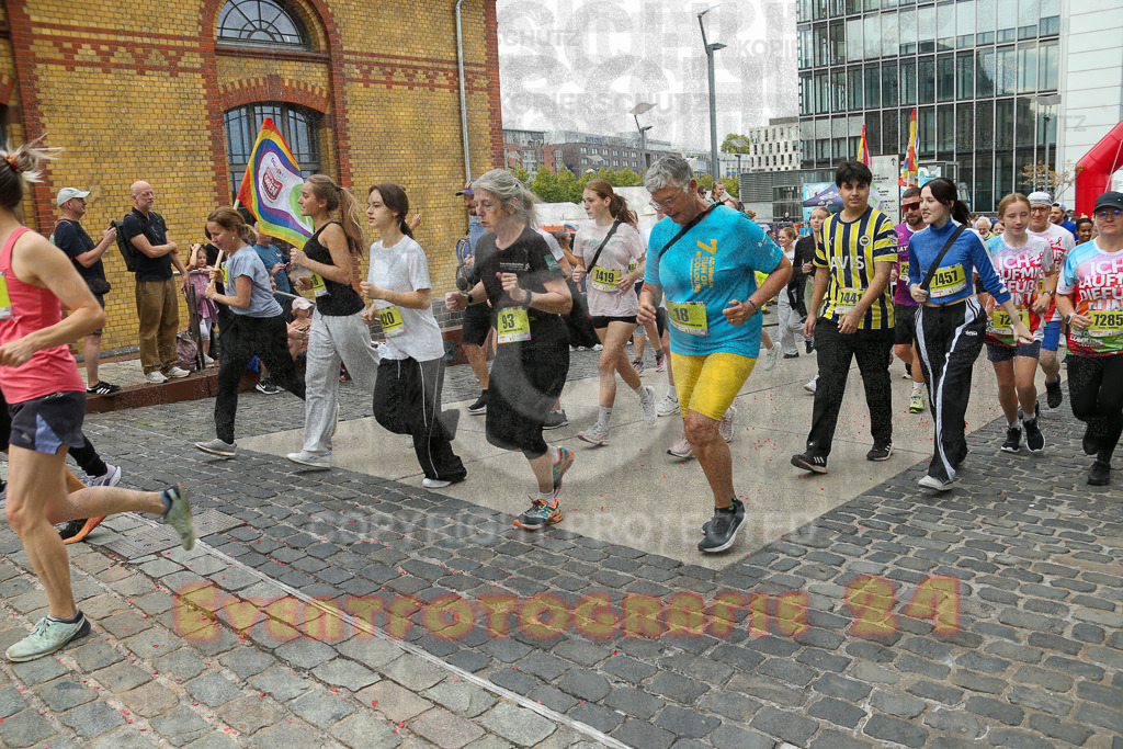 250920_1300_EX1_3771 | Sportfotografie im Rhein-Sieg Kreis, Köln, Bonn, NRW, Rheinland Pfalz, Hessen, etc. Unser Tätigkeitsfeld umfasst den Laufsport vom Volkslauf über den Marathon, Duathlon, Triathon bis zum Ultralauf wie Kölnpfad Ultra oder Schindertrail.