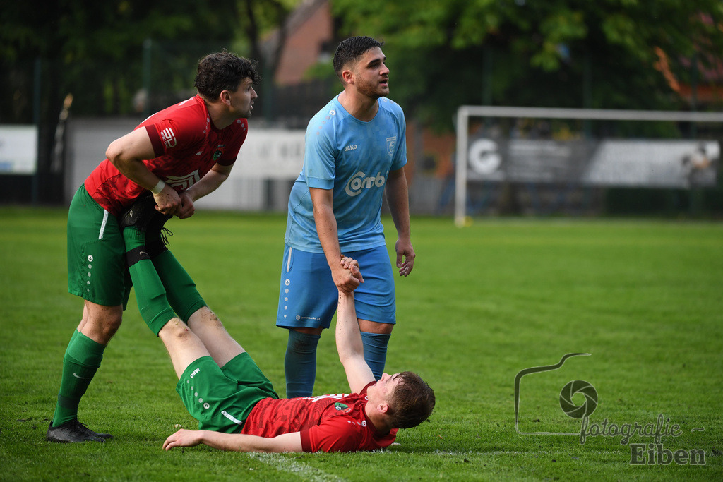 BV Bockhorn-SG FriPe | Relegation zur Kreisliga; BV Bockhorn (blau)-SG FriPe (rot) am 05.06.2025 in Oldenburg/Ofenerdiek (Lagerstraße), Photo: Philip Eiben 2025 - Realisiert mit Pictrs.com