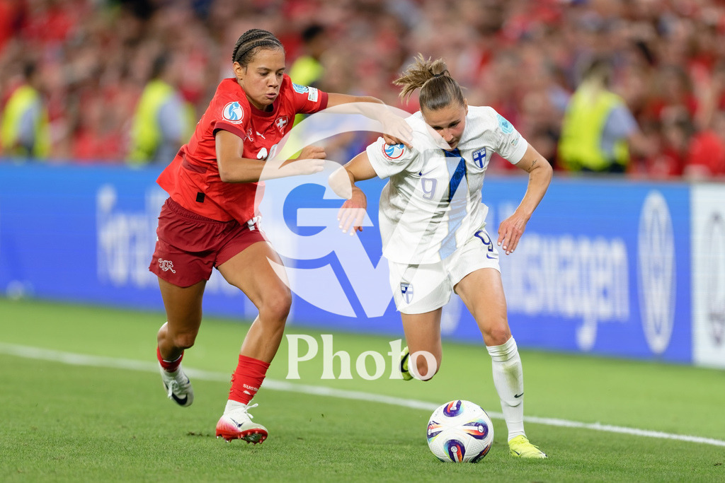 Finland v Switzerland: UEFA Women's EURO 2025 Group A | GENEVA, SWITZERLAND - JULY 10: Katariina Kosola of Finland (R) and Iman Beney of Switzerland (L) fight for possession during the UEFA Women's EURO 2025 Group A match between Finland and Switzerland at Stade de Geneve on July 10, 2025 in Geneva, Switzerland. (Photo by Giuseppe Velletri/Sports Press Photo/Getty Images)