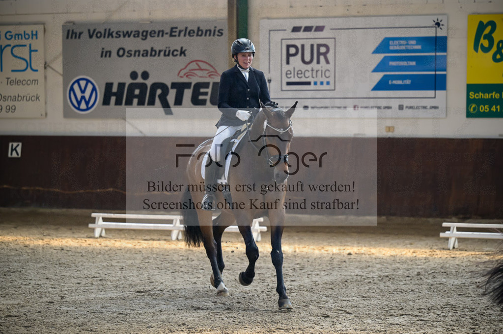 Reitturnier Voxtrup | Entdecke hochwertige Reitturnierfotos von Foto Oger. Professionell, emotional und authentisch – jetzt Lieblingsmomente im Shop bestellen.Deutschlandweite Turnierfotografie. - Realisiert mit Pictrs.com