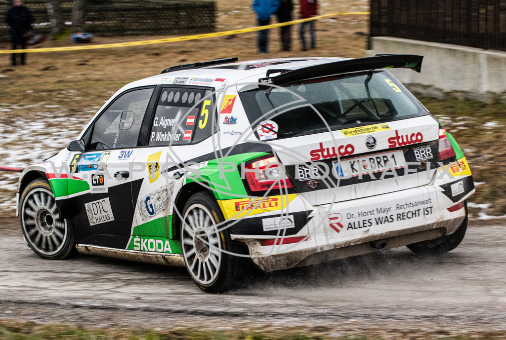 Sportmediapics-04012086444   | Jännerrallye 2020, AUSTRIA, 04-05. jänner 2020 -  Image shows: Gerhard Aigner/Pirmin Winklhofer (AUT, Skoda Fabia R5)
Keywords: Motorsport, Rallye, Jänner, St.Oswald, Sport.
Photo: Sportmediapics/Andreas Willdoner
