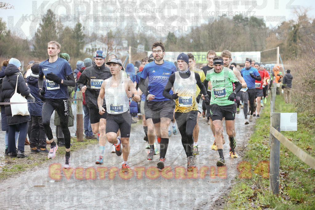 241208_0926_EX1_3648 | Sportfotografie im Rhein-Sieg Kreis, Köln, Bonn, NRW, Rheinland Pfalz, Hessen, etc. Unser Tätigkeitsfeld umfasst den Laufsport vom Volkslauf über den Marathon, Duathlon, Triathon bis zum Ultralauf wie Kölnpfad Ultra oder Schindertrail.