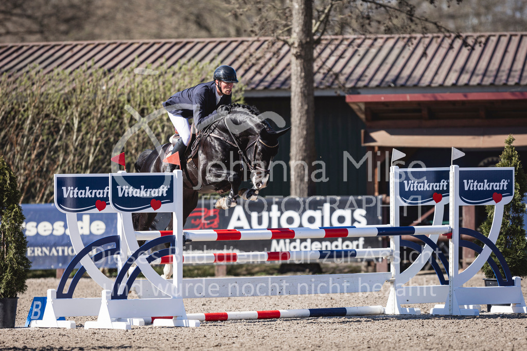 250408_Mühlen_SprPf-A2-294 | Deine schönsten Turniermomente als professionelle Fotos! Entdecke hochwertige Pferdesport-Fotografie im Online-Shop. Jetzt Fotos finden & bestellen!