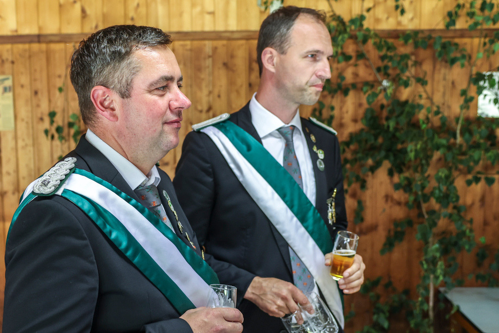 top-top.de 240629-022 | Foto, Video, Fotografie, Videografie, Fotobox, DJ, Discjockey, Musik, Musikbox, Veranstaltung, Photobooth, Amazon, Ebay, Buchtipp, Bestseller, Autor, Verlag, Buch, Wesel, Hamminkeln, NRW, Dinslaken, Rees, Drohne, Hochzeit, Party, Fotobox, Wesel, Fotograf