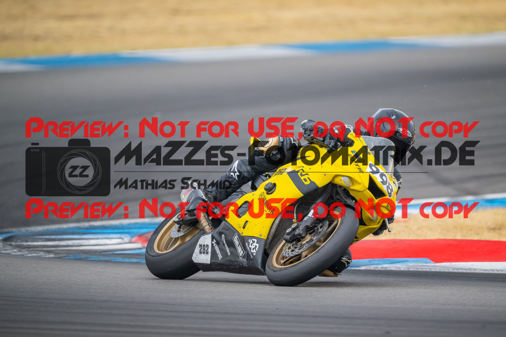 MaZZes-Fotomatrix-20260809-581854 | R1