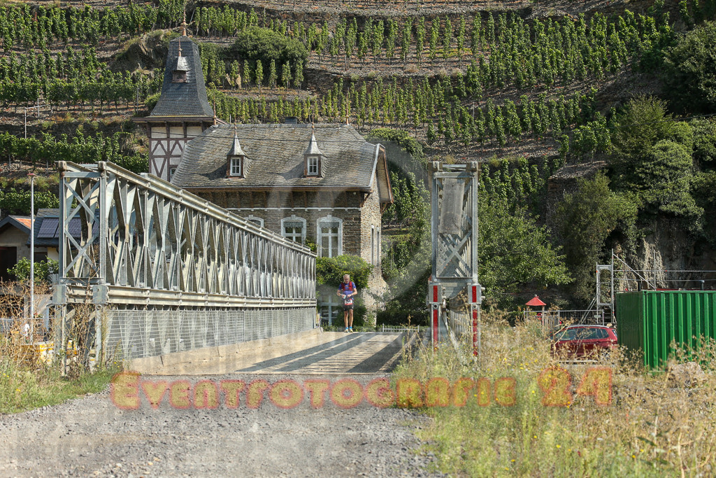 240831_1219_EX1_8581 | Sportfotografie im Rhein-Sieg Kreis, Köln, Bonn, NRW, Rheinland Pfalz, Hessen, etc. Unser Tätigkeitsfeld umfasst den Laufsport vom Volkslauf über den Marathon, Duathlon, Triathon bis zum Ultralauf wie Kölnpfad Ultra oder Schindertrail.