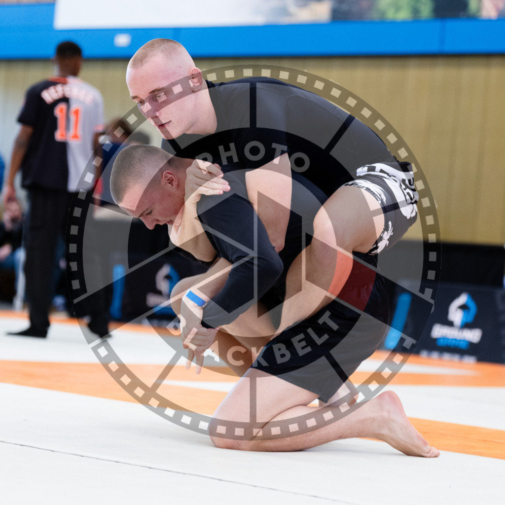 20251122PBB13215 | Athletes compete during the Grappling Industries Berlin Jiu-Jitsu and Grappling Championship, on November 22, 2025 in Berlin, Germany. © photoblackbelt