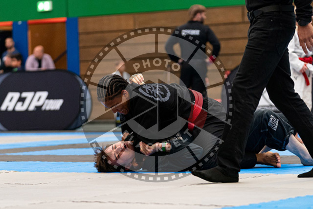 20230826PBB51133 | Fighters compete during the AJP INTLPRO BJJ and grappling competition in Hamburg, Germany, on August 26 2023.