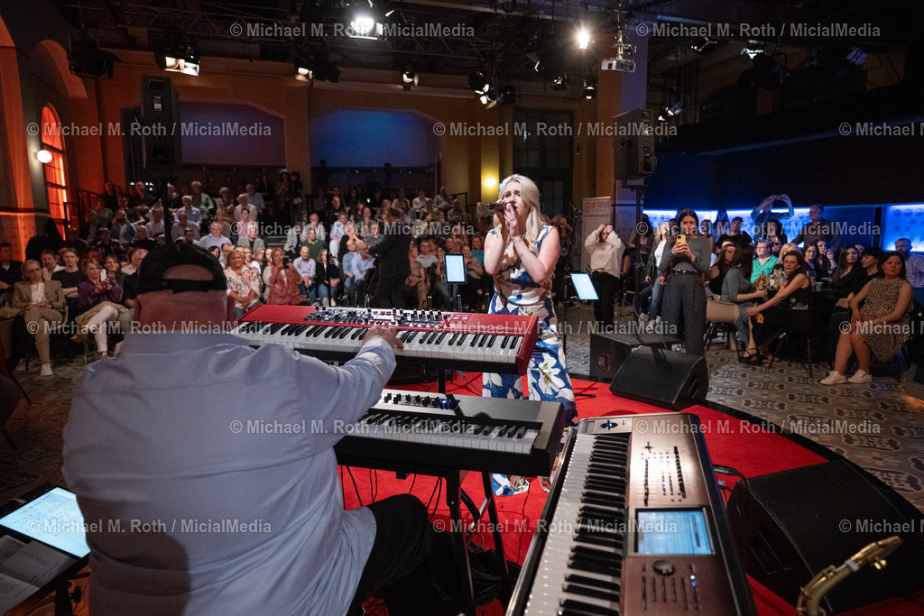 mici-yo-20240405-203525NZ8_0544 | MicialMedia Fotos