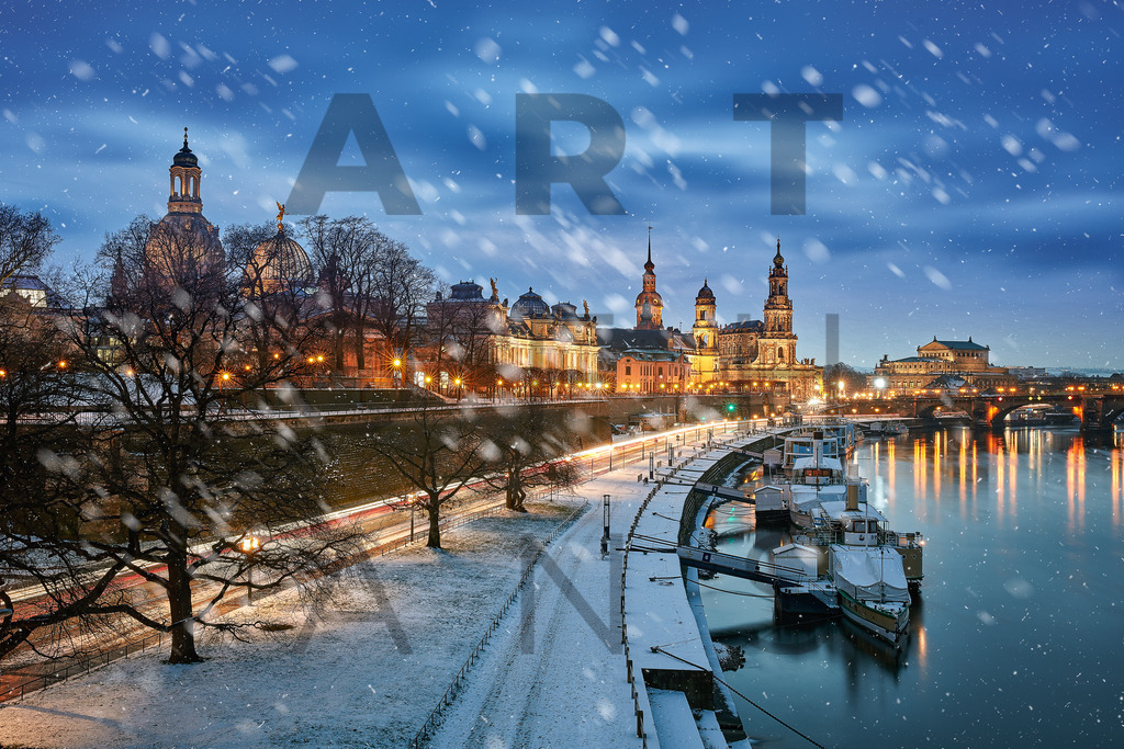 Ein Hans Fineart Original | Entdecke die Kunst von Hans Fineart - Fotografien für dein Zuhause. Verwandle deine Wände mit einzigartigen Kunstwerken und bringe die Schönheit der Welt in dein Leben. Bestelle jetzt und schaffe einen Ort der Inspiration und Eleganz.