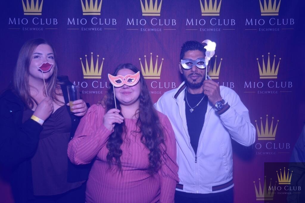 20260720_142912 | Fotobox mieten im Eichsfeld und Werra-Meißner-Kreis – Galaxy Eventservice bietet professionellen Service, Sofortdruck und persönliche Betreuung für Hochzeiten, Firmenfeiern und Events in deiner Region. Jetzt anfragen! - Realisiert mit Pictrs.com