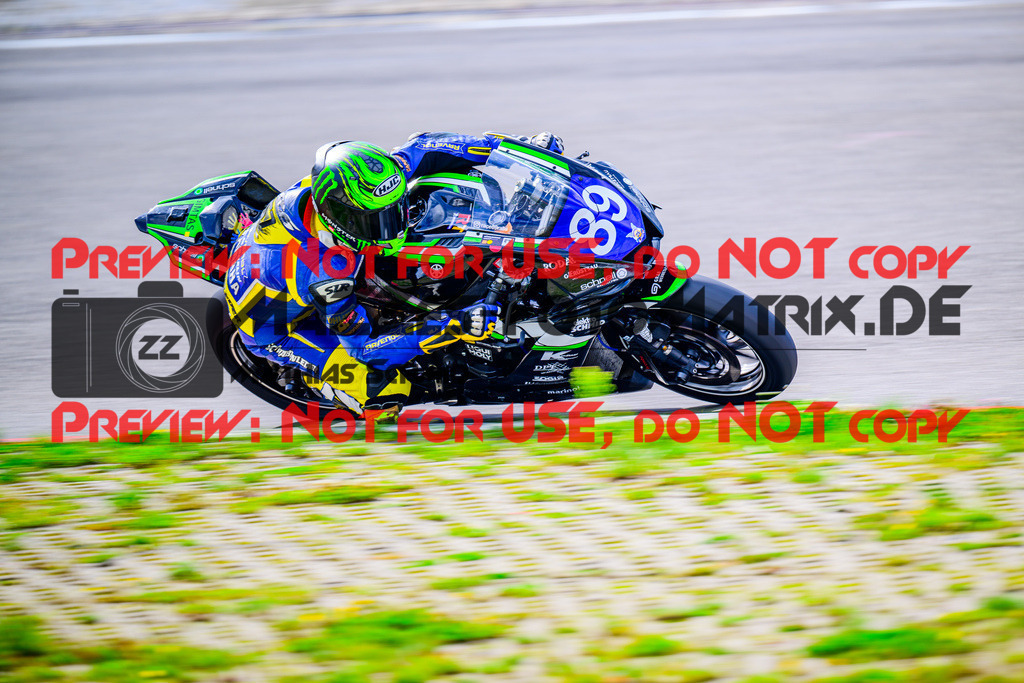 MaZZes_FotoMatrix_240911_6007705_6087 | WEISS