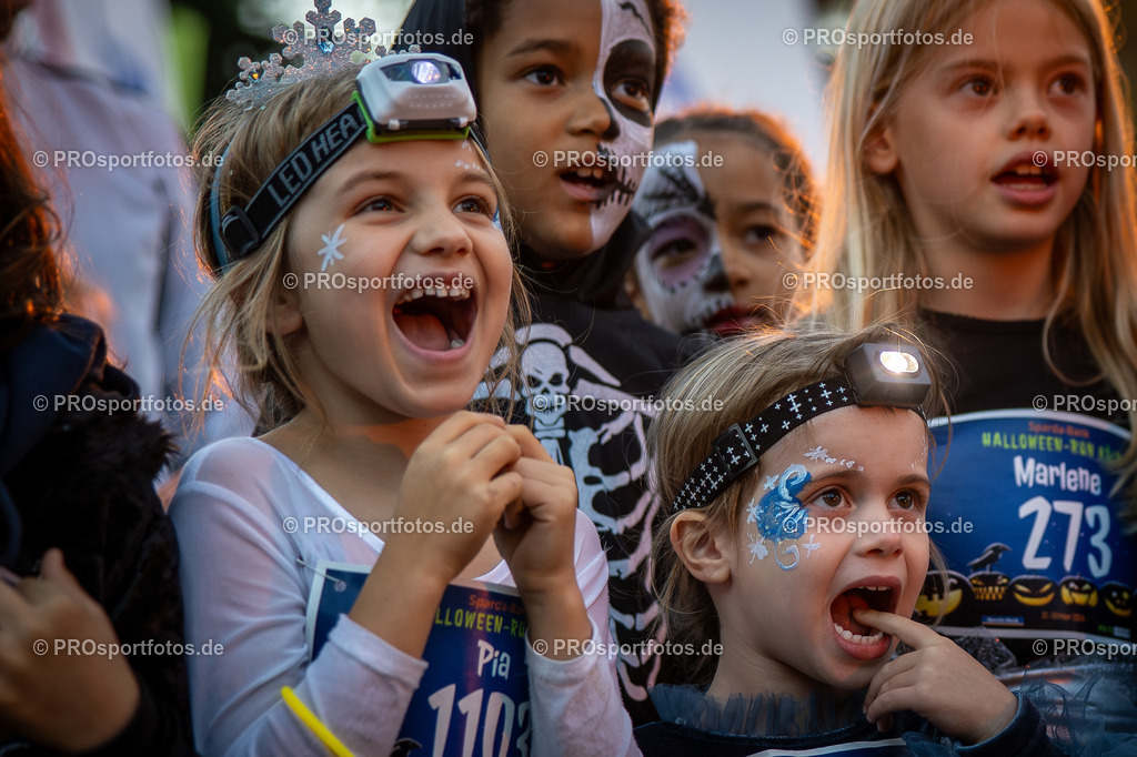 Halloween Run 2024 in Koeln, 31.10.2024 | Impressionen vom Halloween Run 2024 am 31.10.2024 in Koeln (Forstbotanischer Garten Rodenkirchen). Foto: BEAUTIFUL SPORTS/Axel Kohring
