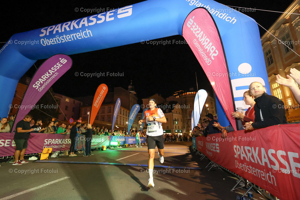 20230928bmmac22621 | Linz, AUSTRIA 26.Sept.23 - Night Run, Image shows 
Photo: Sportmediapics.com/ Manfred Binder