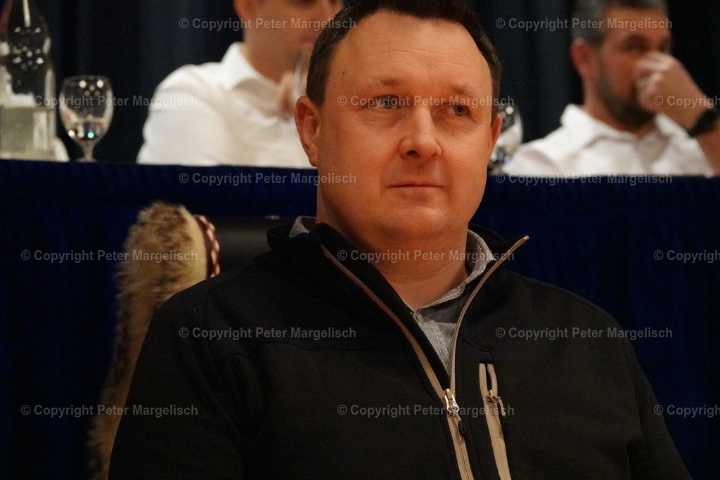 DSC00327 | Schwingen - Realisiert mit Pictrs.com