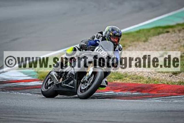 spof9225 | Professionelle Fotos von Sportveranstaltungen, aber auch Hochzeiten und anderen Events. - Realisiert mit Pictrs.com