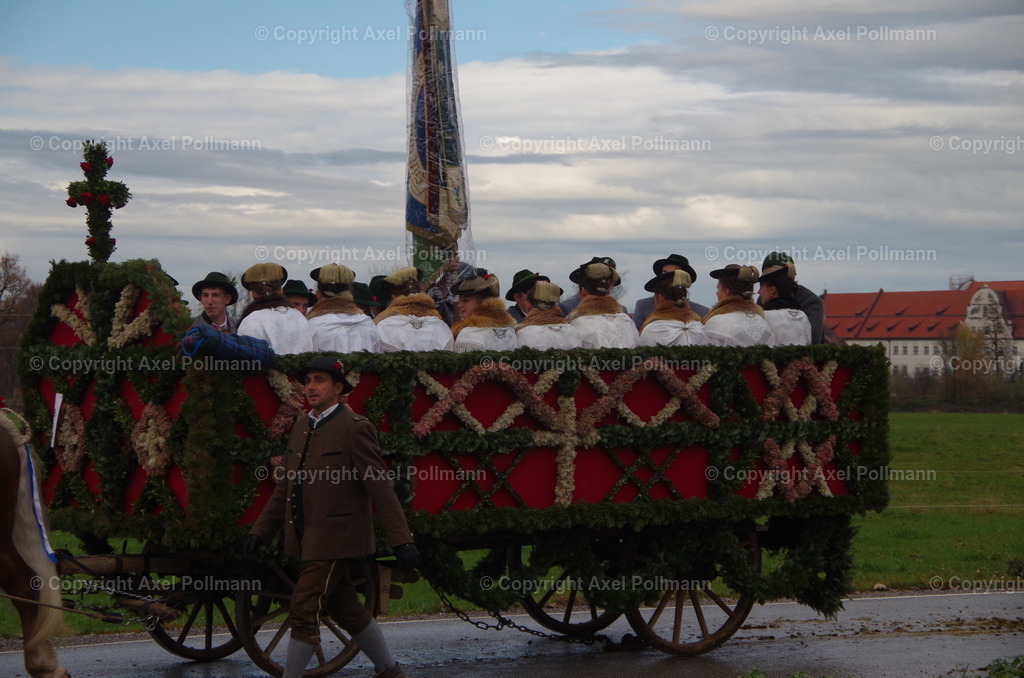 IMGP0206 | fotografiert von Axel PollmannLeonhardi Wallfahrt Benediktbeuern und Murnau, Fronleichnam, Fasching, Landschaft im Loisachtal und Benediktbeuern  - Realisiert mit Pictrs.com