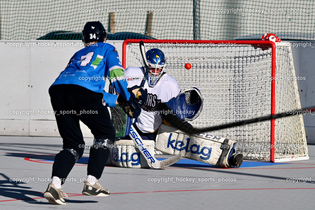 VAS Ballhockey Villach vs. ASKÖ Villach Ballhockey | #34 Prodinger Dominik SV ASKÖ Ballhockey, #70 Moser Lukas VAS Ballhockey Villach, VAS Ballhockey Villach vs. ASKÖ Villach Ballhockey , VAS Ballhockey Villach vs. ASKÖ Villach Ballhockey  am 13.05.2026 in Villach (Alpen Arena ), Austria, (Photo by Bernd Stefan)