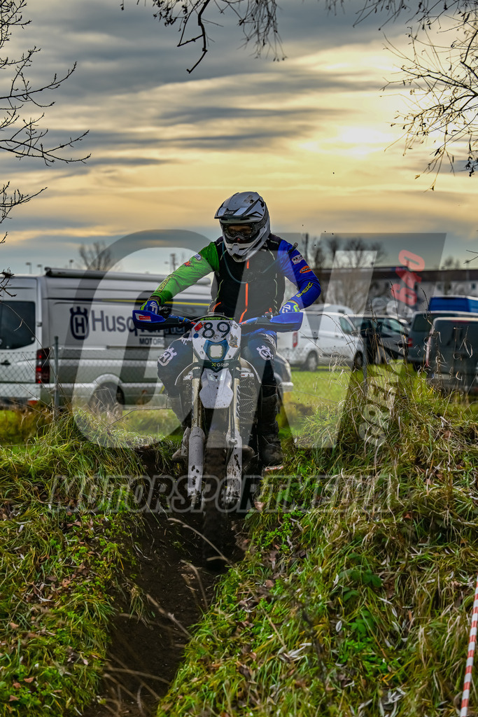 NZ8_8730 | grenznic640