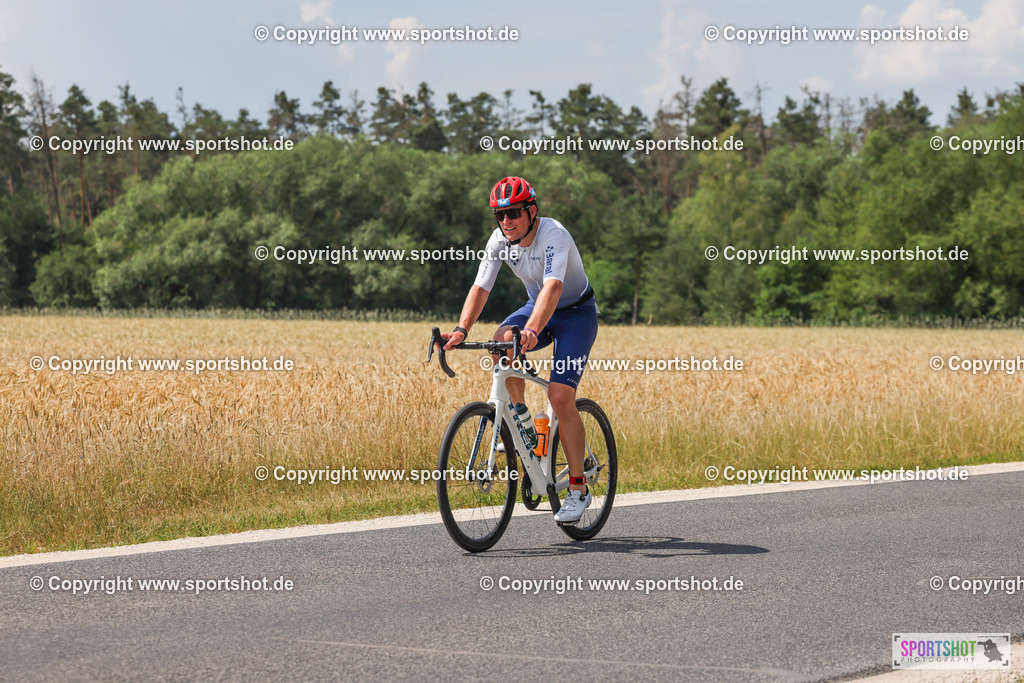 007A1126 | Rund um das Thema Sport-Event-Fotografie & individuelle Teilnehmerfotos. Jeder Teilnehmer wird fotografiert.