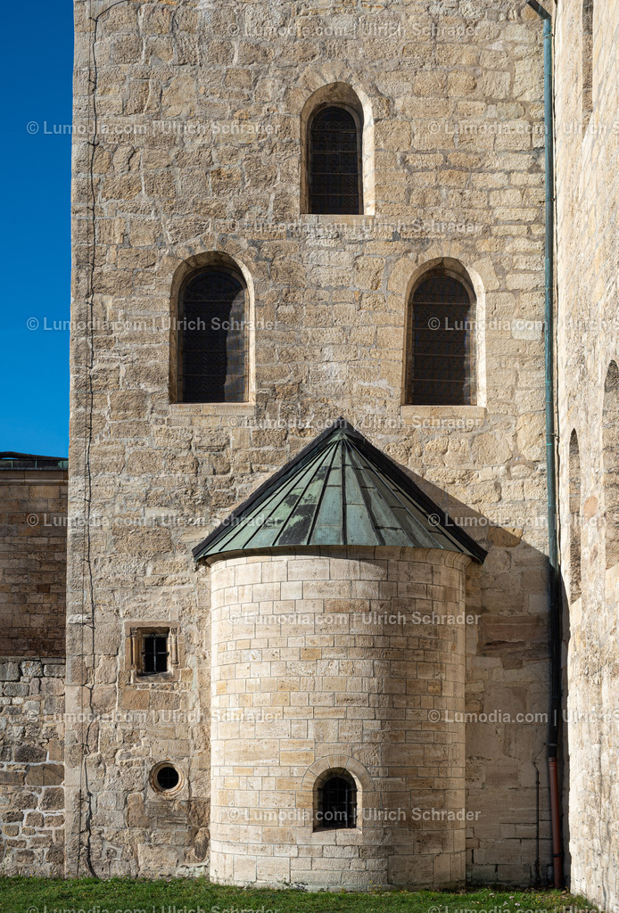 10049-13744 - Die Stiftskirche Sankt Cyriakus Gernrode | Stockfoto und Bilderpool mit Bildmaterial aus Deutschland, dem Harz, Halberstadt, Quedlinburg, Wernigerode und weltweit. Qualitativ hochwertige und professionelle Fotos anschauen und kaufen. - Realisiert mit Pictrs.com