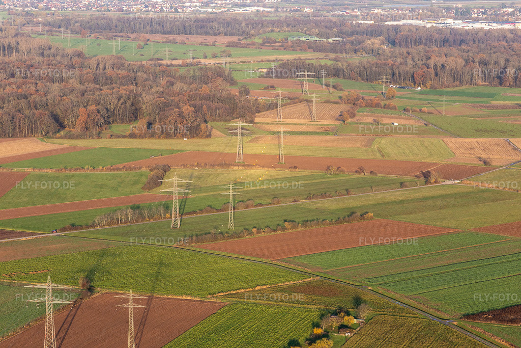 Luftbild: Reflektoren an Hochspannungsleitung in Offenburg im Bundesland Baden-Württemberg in Deutschland. Foto: IMG_119979.jpg vom 30.11.2019 durch Werner Riehm/FLY-FOTO.de