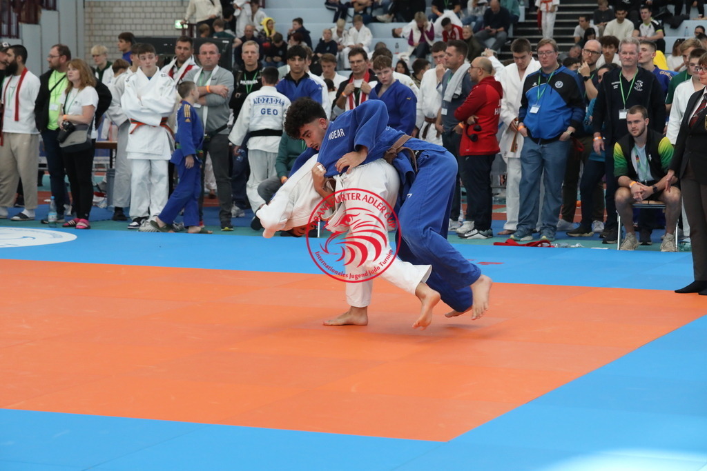 1J7A2191 | Fotos vom Adler Cup - Pictures from Adler Cup

Hier findet Ihr alle Eindrücke und großen Momente der Adler Cup Wochenenden. Here you will find all impressions and great moments of the Adler Cup weekends. - Realisiert mit Pictrs.com