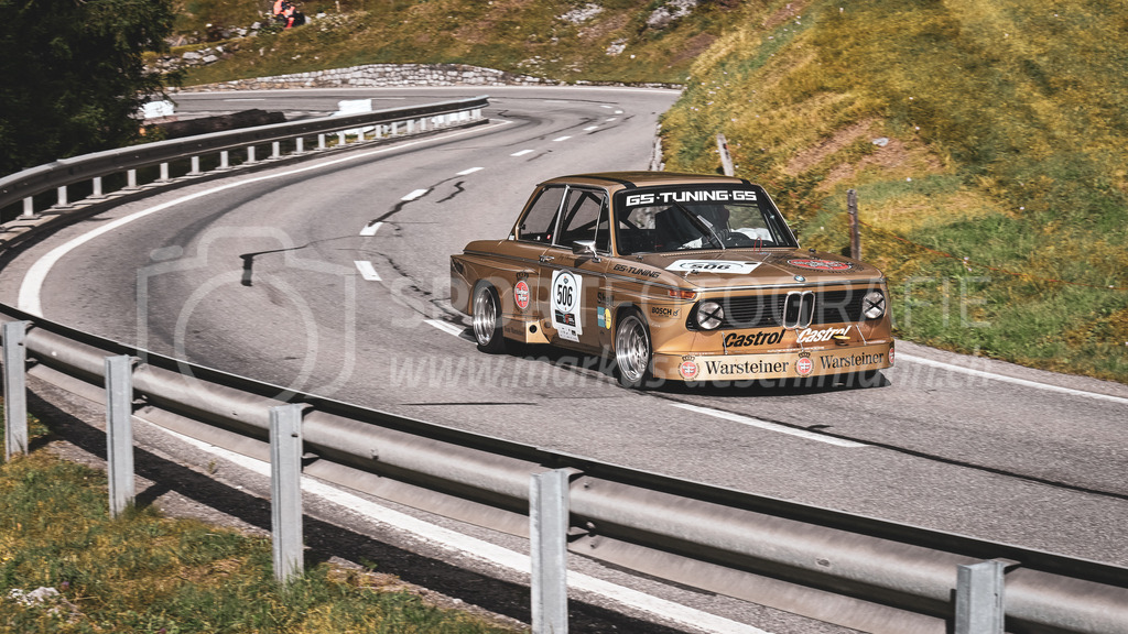 19. Arosa ClassicCar 2023 - 2. September 2023 | 19. Arosa ClassicCar 2023
Arosa, Schweiz
Portmann Roland aus Egg mit der Startnummer 506 in einem BMW 2002, Jahrgang 1975, in der Klasse Competition.
@arosaclassiccar, @arosa.official, #arosaclassiccar, #arosa, #76curves, #classiccar
Bild: Sportfotografie Markus Aeschimann | www.markus-aeschimann.ch - Realisiert mit Pictrs.com