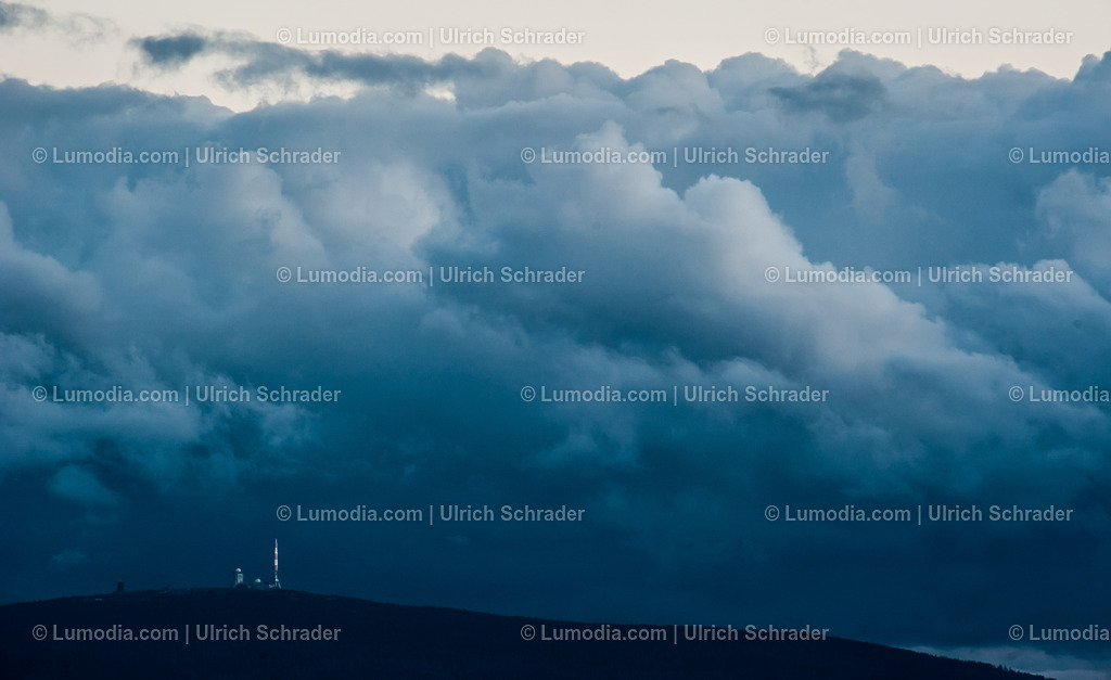 10049-1696 - Wolken am Brocken _ Harz | max. Bildgröße A3 | 300dpi - Realisiert mit Pictrs.com