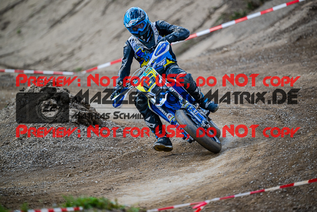 MaZZes_FotoMatrix_220904_8947 | S1