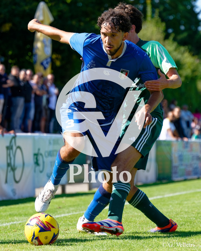 2eme ligue - FC Onex v CS Italien |  during the 2eme ligue match between FC Onex and CS Italien at Stade municipal d'Onex in Geneva, Switzerland
