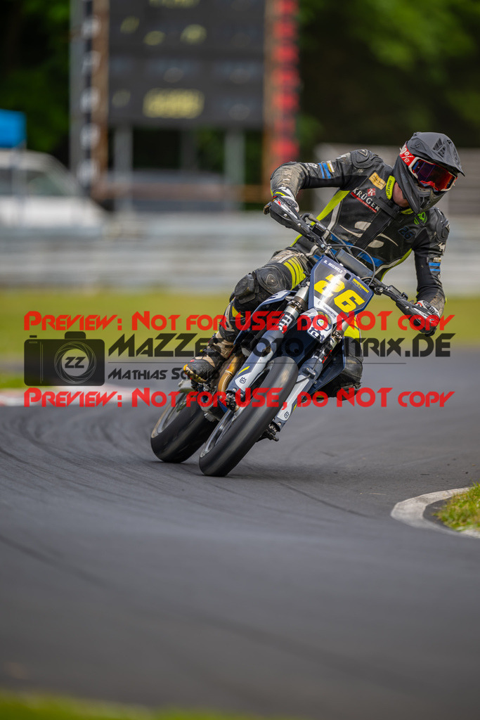 MaZZes-Fotomatrix-20260508-52493 | G4